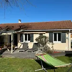 House With Garden In A Quiet Area Of Дом отдыха