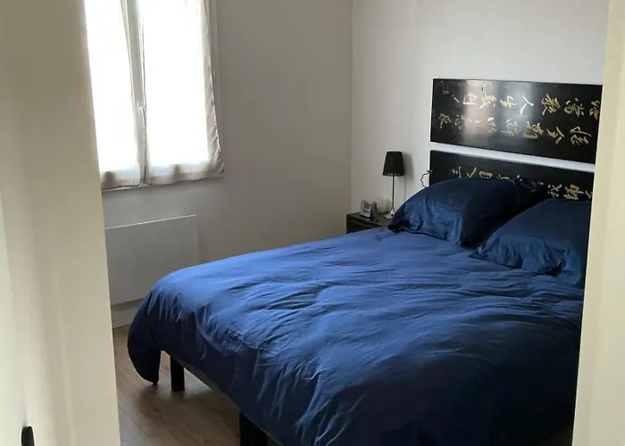 Maison Avec Jardin Au Calme à *