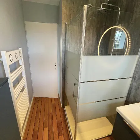 بيت للعطل House With Garden In A Quiet Area Of أودينج