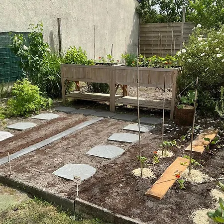 Feriehus House With Garden In A Quiet Area Of