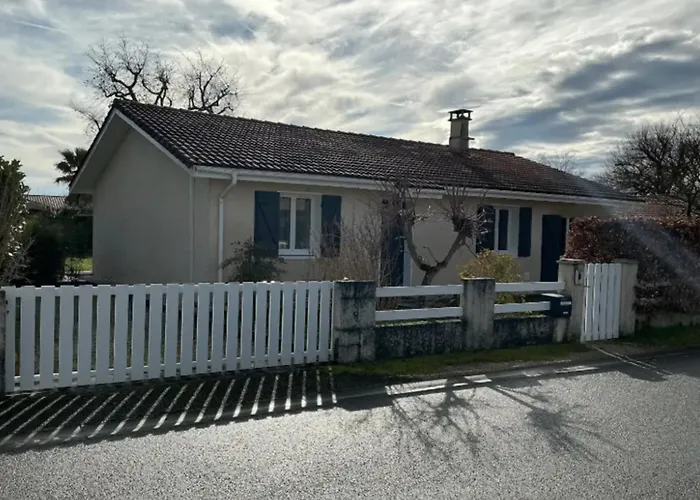 House With Garden In A Quiet Area Of * Audenge